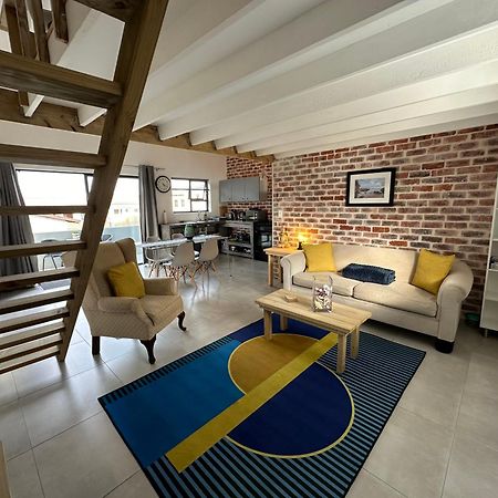 Modern Apartments Downtown Plettenberg Bay Bagian luar foto