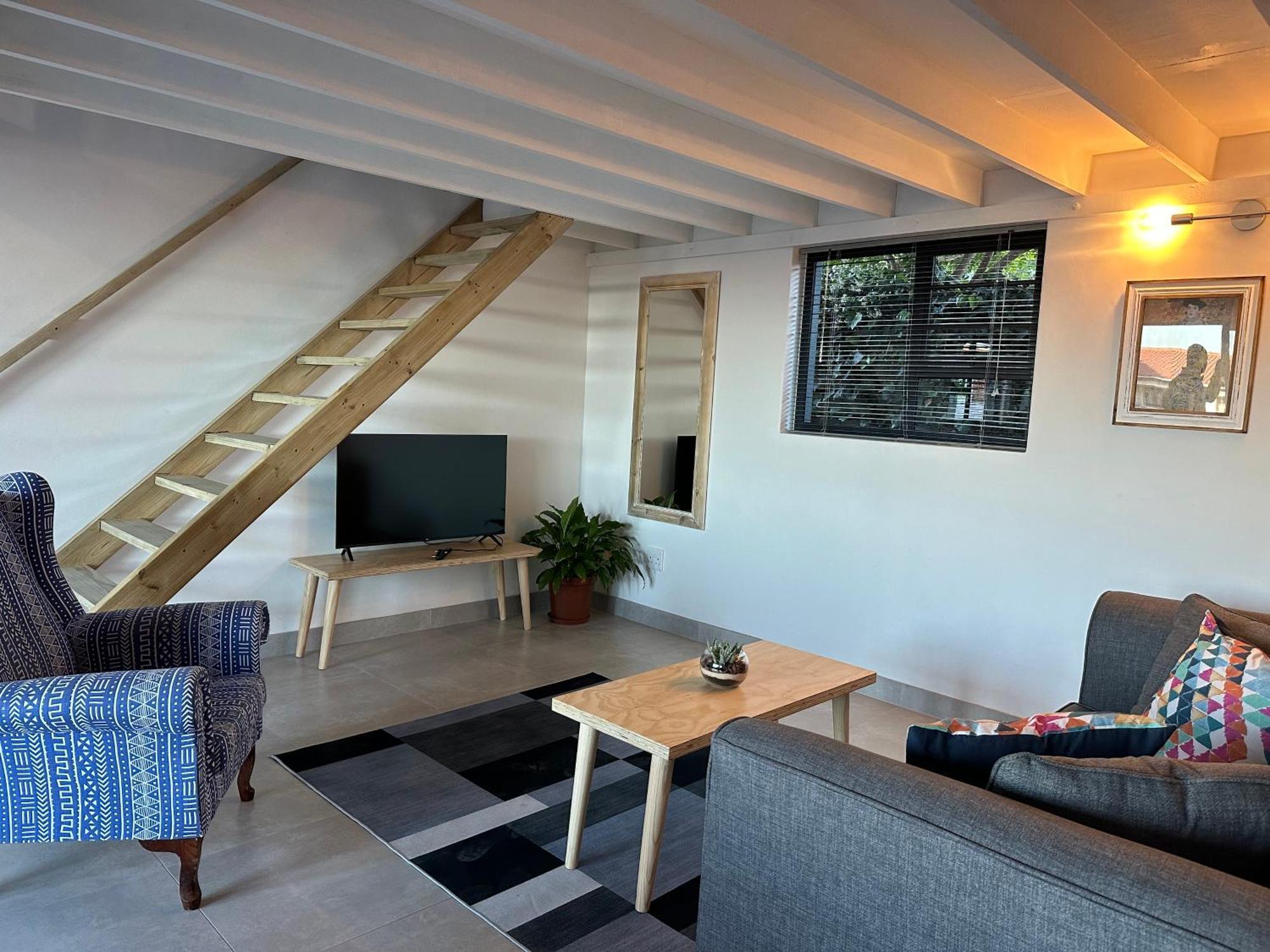 Modern Apartments Downtown Plettenberg Bay Bagian luar foto